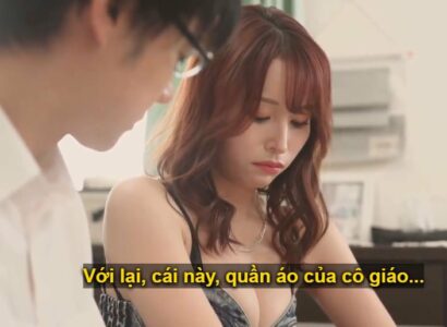 me-thue-gia-su-kem-cap-con-trai-nhung-thue-nham-tho-san-hong-hai-nhi